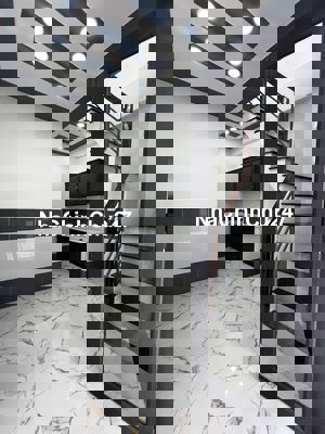 Nhà sổ hồng chính chủ nhờ bán giá chỉ 349tr