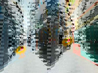 Chính chủ bán nhà hẻm xe tải 1 trục Nguyễn Đình Chiểu Q.3 chỉ 7,98tỷ