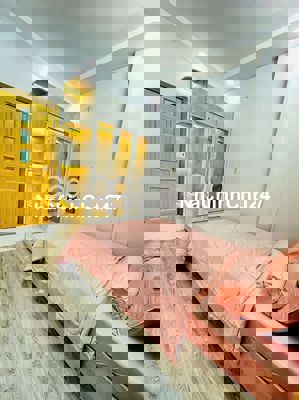 Bán nhà mới chính chủ quận 7