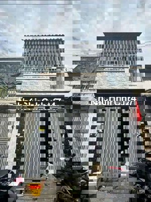 Chính chủ bán gấp nhà 1 trệt 1 lầu 80m2, sổ hồng riêng, HXH, giá 560tr