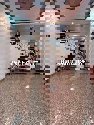 CHÍNH CHỦ BÁN NHÀ 2 TẦNG ĐẸP ĐƯỜNG NGUYỄN ĐÌNH TRÂN