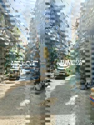 Chính chủ bán đất tặng nhà 2 tầng Bùi Đình Túy Bình Thạnh hxh 6.x tỉTL