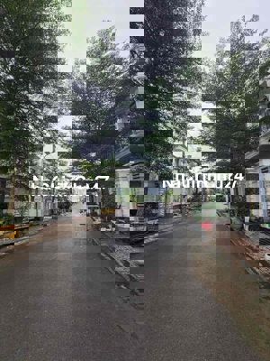 Chủ cần bán gấp nhà đẹp mới đường Đinh Đức Thiện.