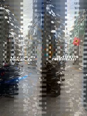 Chính chủ bán nhà 2 tầng Phan Đăng Lưu Bình Thạnh sát mặt tiền 4.x tỉ