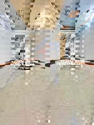 Nhà Kế Emart 2, 48m2, ở ngay chỉ 4ty5 (TL chính chủ)