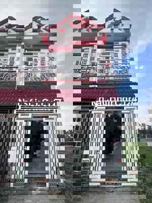 Gia chủ vỡ nợ gửi 250tr chịu lỗ bán căn nhà