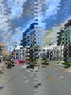 bán nhà chính chủ mặt tiền 185 Phước long B 5mx20