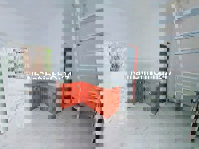 Nhà chủ nhờ bán gấp 4*12 sổ riêng giá chỉ 599tr