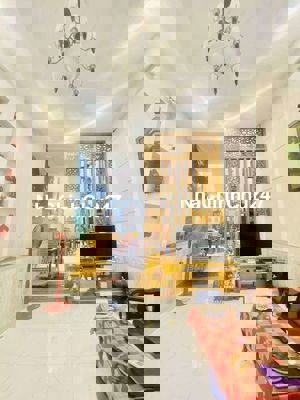 Phan Huy Ích - 4 Tầng nhà chính chủ - Hẻm Xe Hơi - 4x18