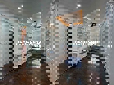 Bán căn hộ Garden Gate (chủ đầu tư NOVALAND) thiết kế 3pn 2wc 111m2