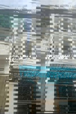 Chủ kẹt hạ giá bán gấp 7,5 tỷ  nhà Quang Trung, P11 4,2x18- 4T, HXH