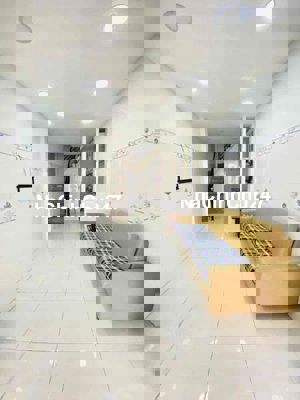 Chính chủ cần bán nhà hẻm xe hơi thích hợp cho gia đình