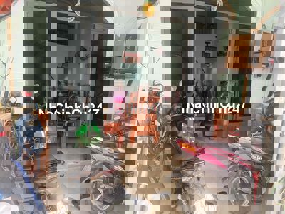 Chính chủ 👉DT 4*14 nhà cấp 4 đúc lửng 👍Vị trí 3/ đường ĐT6 ấp 5,đông T