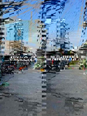 CHỦ GẤP BÁN NHÀ PHẠM THẾ HIỂN- 2 MẶT TIỀN- HẺM XE HƠI - 81M2 - 5.X Tỷ