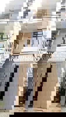 Chủ kẹt tiền bán gấp nhà 4lầu Hà Huy GIÁP Quận 12