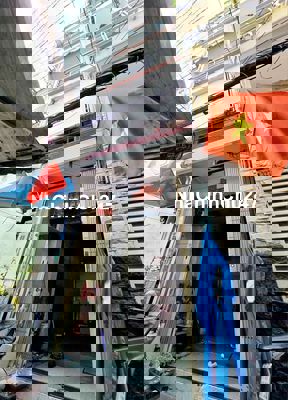 Chính chủ bán nhà quận 3, sát mặt tiền 5 tầng lầu - 3,95 tỷ tl