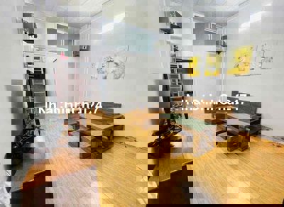 Chính chủ gửi bán căn nhà cấp 4 ghác lửng Chợ Hương - Hưng Đạo