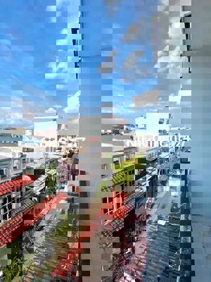 Nhà Chính Chủ 3 Tầng, HXH Đổ Cửa, Sổ Hồng Công Chứng Nhanh