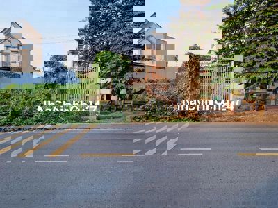 CHỦ GỬI BÁN ĐẤT TƯỜNG RÀO VUÔNG VỨC HƠN 200M2 GẦN CHỢ TÂN THẠNH ĐÔNG!