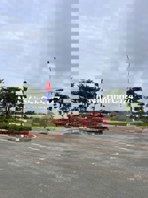 CHÍNH CHỦ CẦN BÁN GẤP LÔ ĐẤT TT HẬU NGHĨA DT162,2M2 SHR, FULL THỔ CƯ