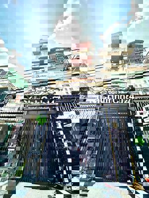 CHỦ GẤP BÁN NHÀ 4 TẦNG - HẺM XE TẢI-  LÊ VĂN QUỚI