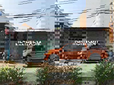 Chủ đag vay nóng bán căn nhà ngang 10m - gần THCS AnNhơnTây - giá490TR