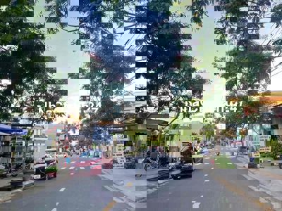 Chính chủ bán lô Hoà Quý gần chợ, sát trục chính giá rẻ