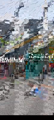 Chủ cần bán gấp căn nhà vị trí mặt tiền đường chợ lạc quan