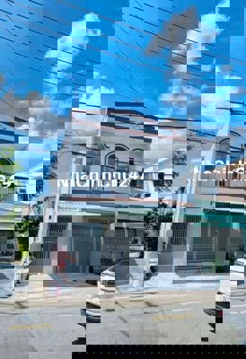 Nhà 1T1L, 71m2  2pn, 2wc. Mt đường dân chủ  hiệp phú, q.9