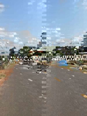 Chủ ngộp quá bán gấp 1 lô ngang lớn