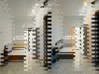 CHÍNH CHỦ STUDIO FULL NT BAN CÔNG CAM KẾT YHÌNH 35M2 THANG MÁY LẦU CAO