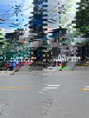 Nhà Q8 Chính Chủ Sổ hồng riêng,nhà mới 2Lầu đúc 2Pn&2Wc ,gần mặt tiền