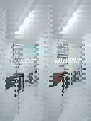 Bán nhà chính chủ, 2 tầng , 25m2, 2 pn, Nhiêu Tứ, P.7, giá 4,25 tỷ tl