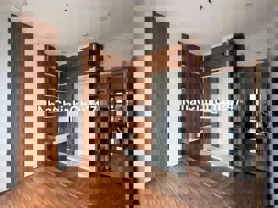 ​Chính Chủ Bán Lỗ Căn Hộ Tầng 29 View Đẹp Nhất Dự Án Full Nội Thất Xịn