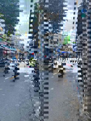 Chủ kẹt Bank bán gấp MTKD vải Phú Thọ Hoà. 4m x 18m. Nhà 4 tấm