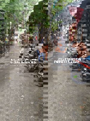 Nhà giấy tay cần bán chính chủ khu dân cư đông yên tĩnh