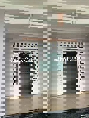 chủ Kẹt Bán Gấp nhà 142m2 Giá 760tr Đã Có SHR Củ Chi - Tân Phú Trung