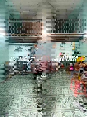 CHỦ CẦN BÁN NHÀ TIỆN XÂY LẠI - HẺM XE HƠI 6M - DT 40M2 - NGANG 4.4M