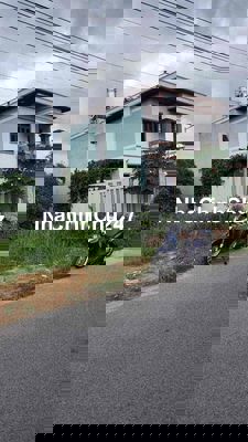 chủ đất bể nợ nên cần bán gấp