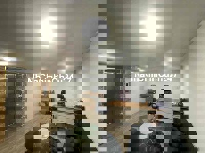 Chính chủ bán góc 2MT Hiền Vương