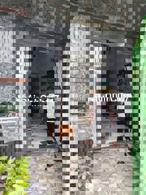 Nhà chính chủ gần chợ Tân Phước Khánh