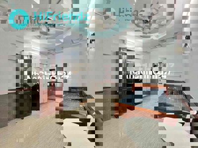 CHÍNH CHỦ STUDIO CỬA SỔ ĐẦY ĐỦ NỘI THẤT Ở LIỀN