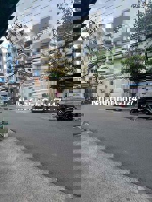 Chính chủ bán nhà mặt tiền 8m x 24m giá 24.4ty