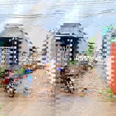 Chính Chủ Cần Bán Miếng Đất 172M Ngay Chợ Chánh Lưu , Để Mua Miếng Lớn