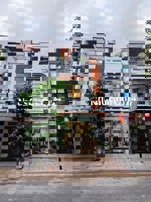 NẮM CHÍNH CHỦ BÁN NHÀ 3 TẦNG MẶT TIỀN ĐƯỜNG D4 KHU HỒNG LOAN