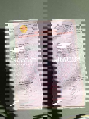 Đất chính chủ giấy tờ đầy đủ không qua chung Giang