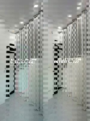 Bán lỗ! Nhà Đội Cấn, ngõ thoáng 4 tầng kiên cố, sổ vuông đẹp chính chủ