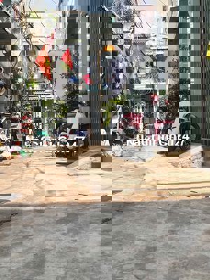 CHỦ GỦI BÁN NHANH TRONG THÁNG GIẢM MẠNH