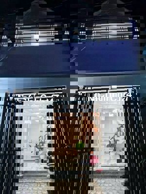 Bán gấp nhà chính chủ Trung Chánh 90m2 2 tỷ 7 shr