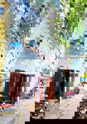 chính chủ cần bán căn nhà 3 m 8 m lâu